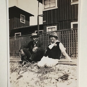 Vintage Couple Photograph, 1920s Photo, Antique Photo, Old Photo, Black and White, Sepia Photo