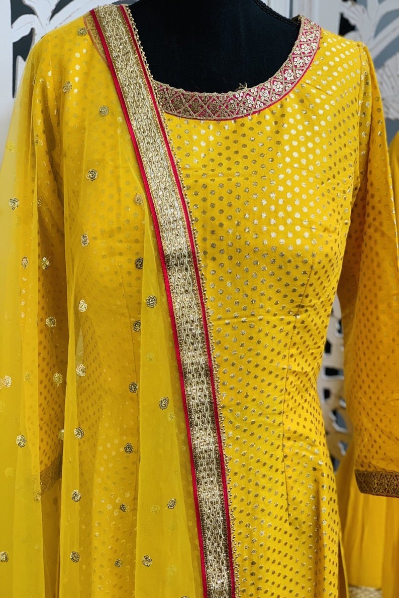 what to wear for wedding in winter