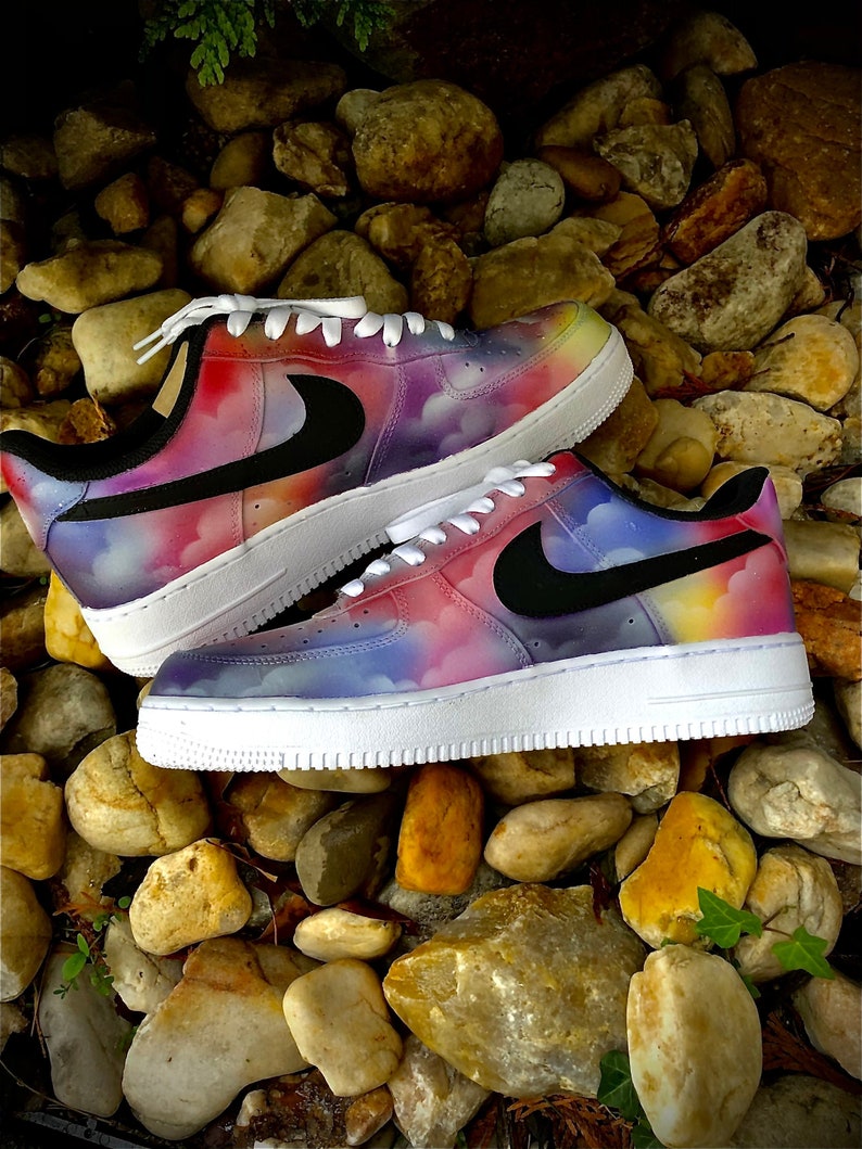 color changing air forces finish line