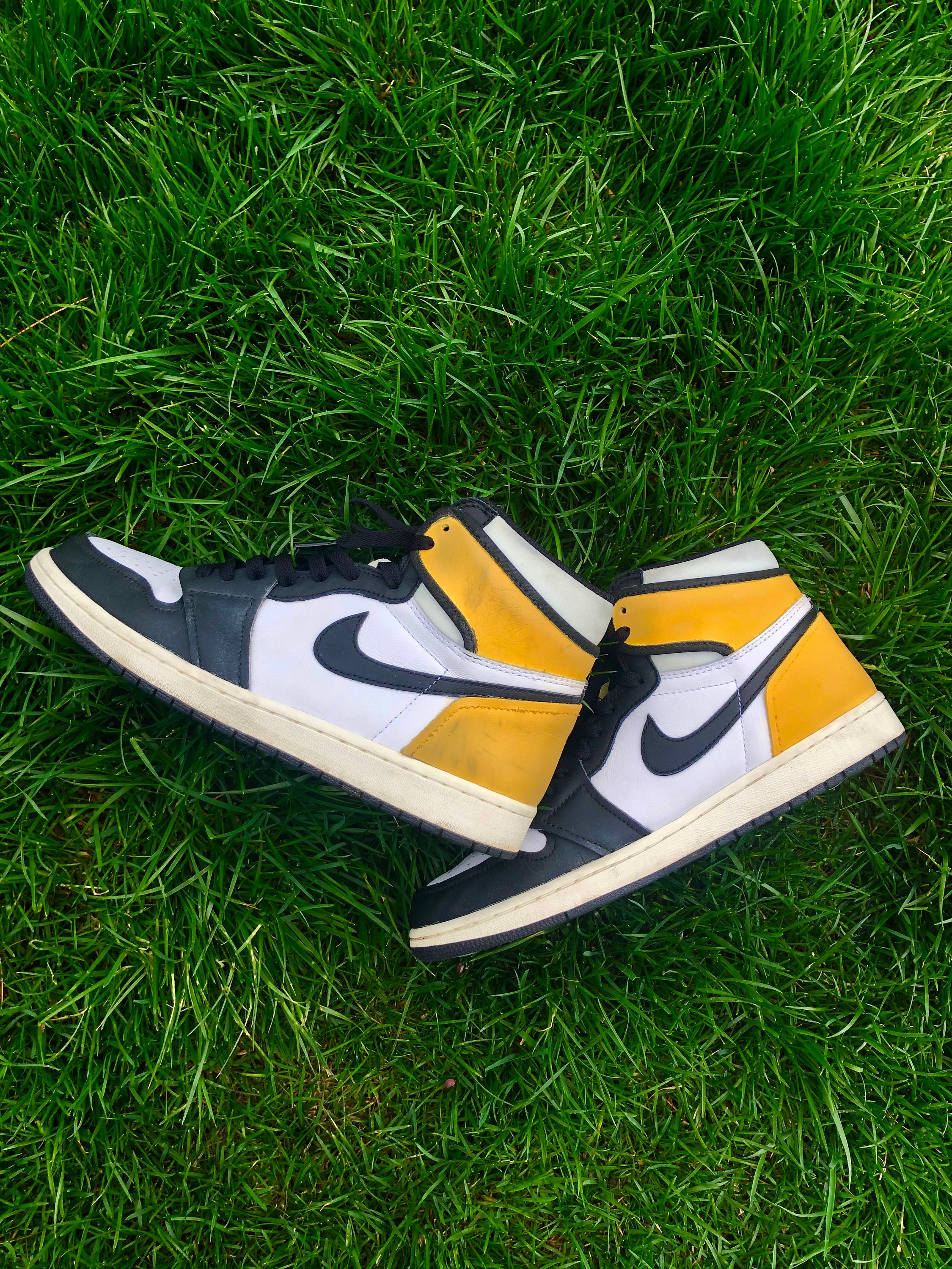 color changing aj1