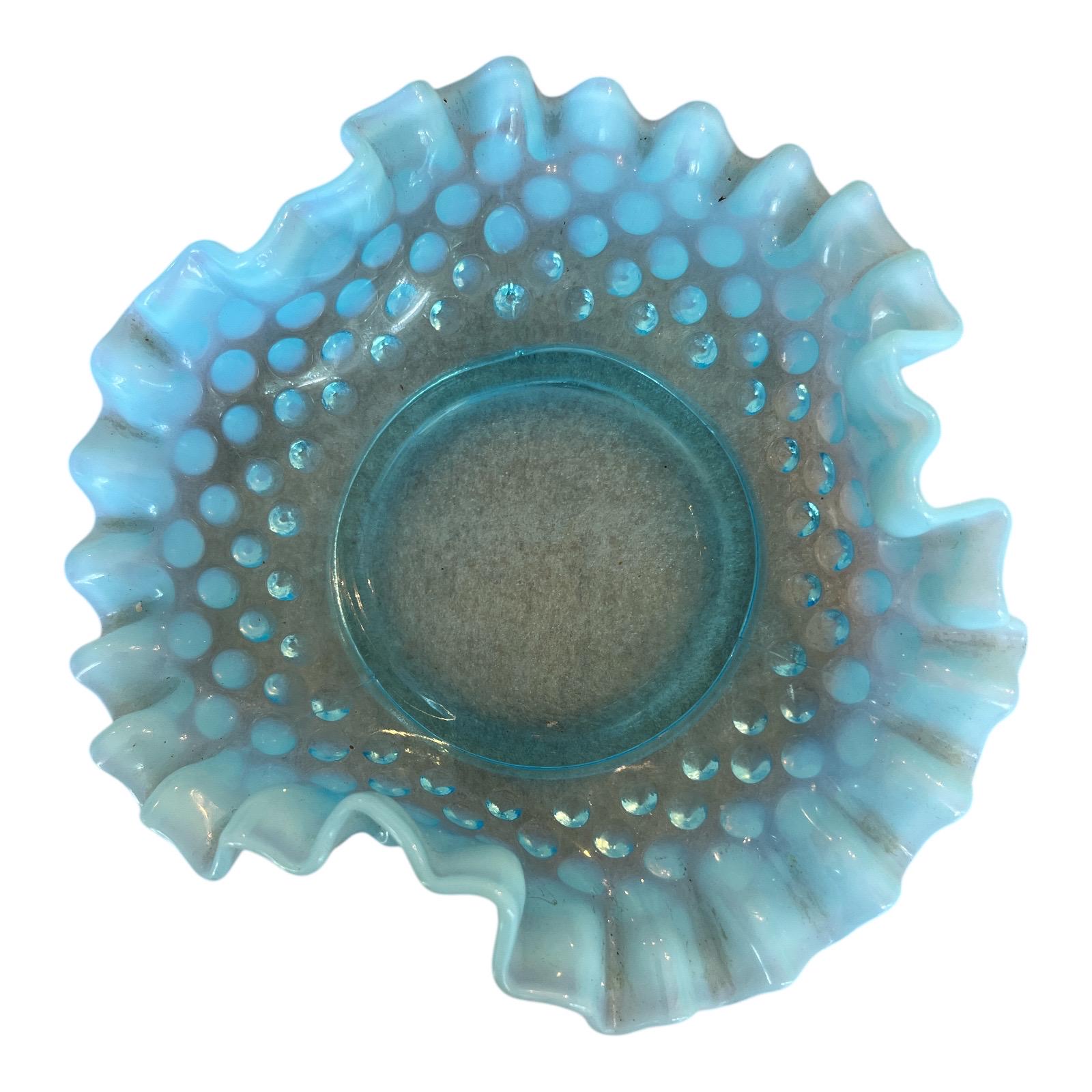 ヴィンテージ フェントン アクアブルー ホブネイル オパールセント