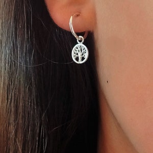 Orecchini a cerchio con albero della vita, orecchini a cerchio in argento con albero della vita, gioielli minimalisti per donne, talismano con amuleto fortunato