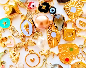 Crea tu propia Pulsera con Charms, Elige el Diseño de tu pulsera con los colgantes y Charms que prefieras, Regalos Personalizados para chica