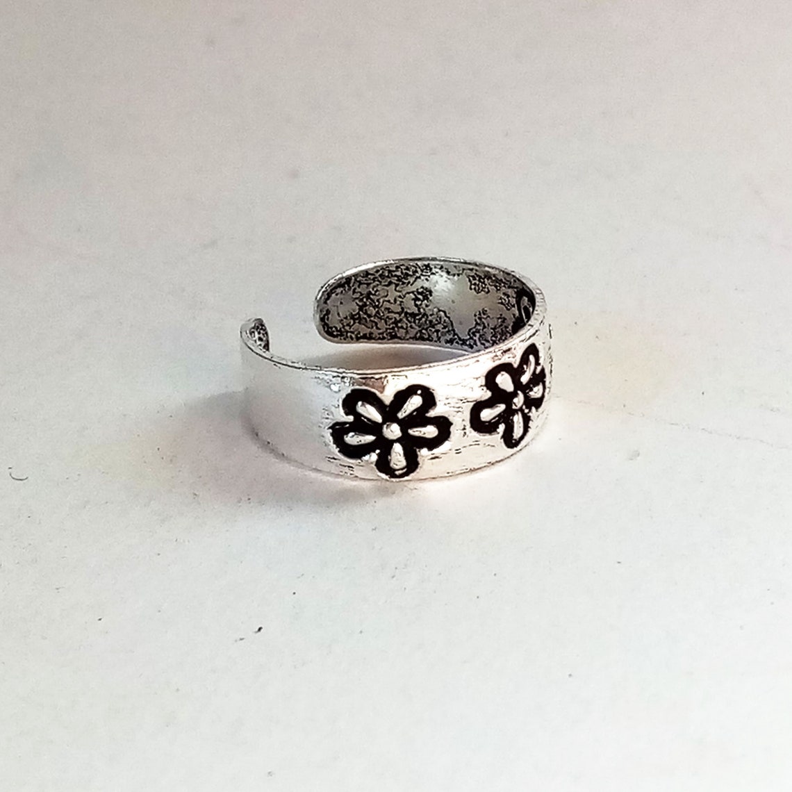 Toe Ring in 925 Sterling Silver Flower Power Midi Ring for | Etsy