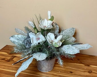 Christmas Magnolia Flower Arrangement, White Christmas Flower Arrangement