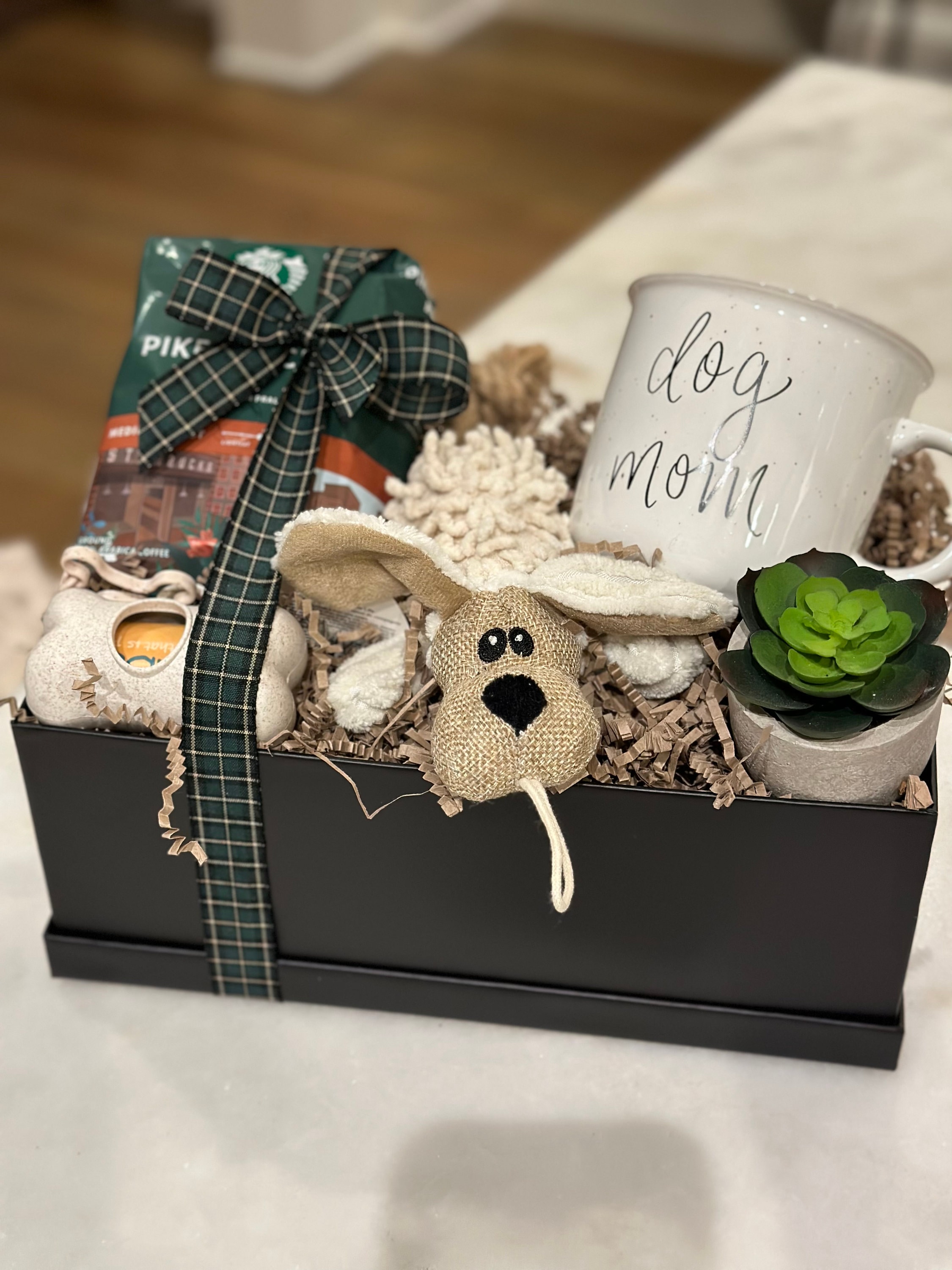 Dog gift basket christmas Clearance