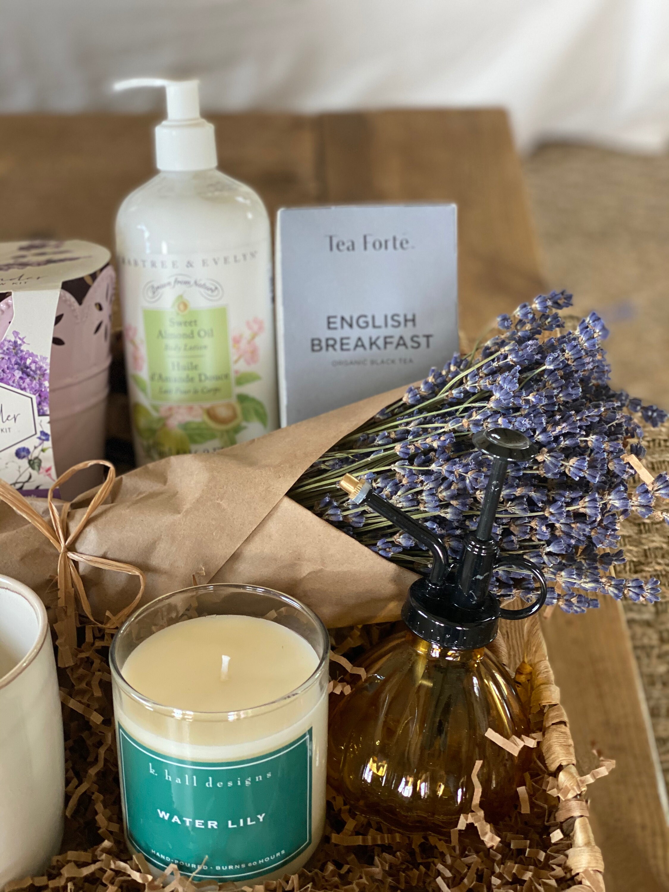 Garden lover gift basket/Plant lady/Gift baskets /Garden Etsy