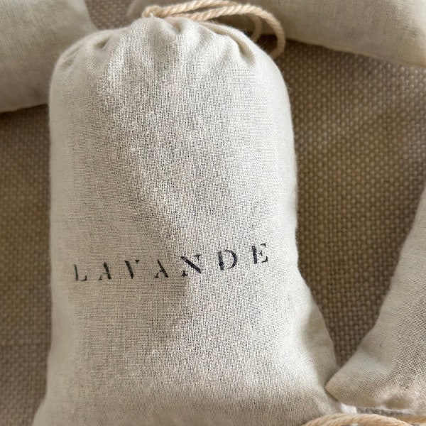 Lavender sachet/sachet/Lavender/Lavender sachets/aromatherapy/Lavender buds/Drawer sachets/Wedding/Lavender gifts/Lavender in muslin bag