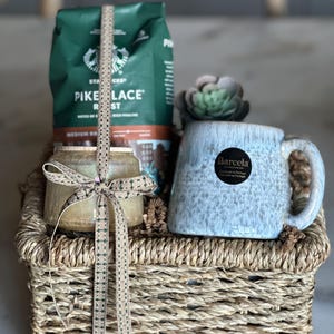 Gift Baskets/Coffee/Happy Birthday/Gifts/Thinking of you/Gift baskets/Gift boxes/Gift basket/Coffee lover/Relax/Co worker gift/Thank you