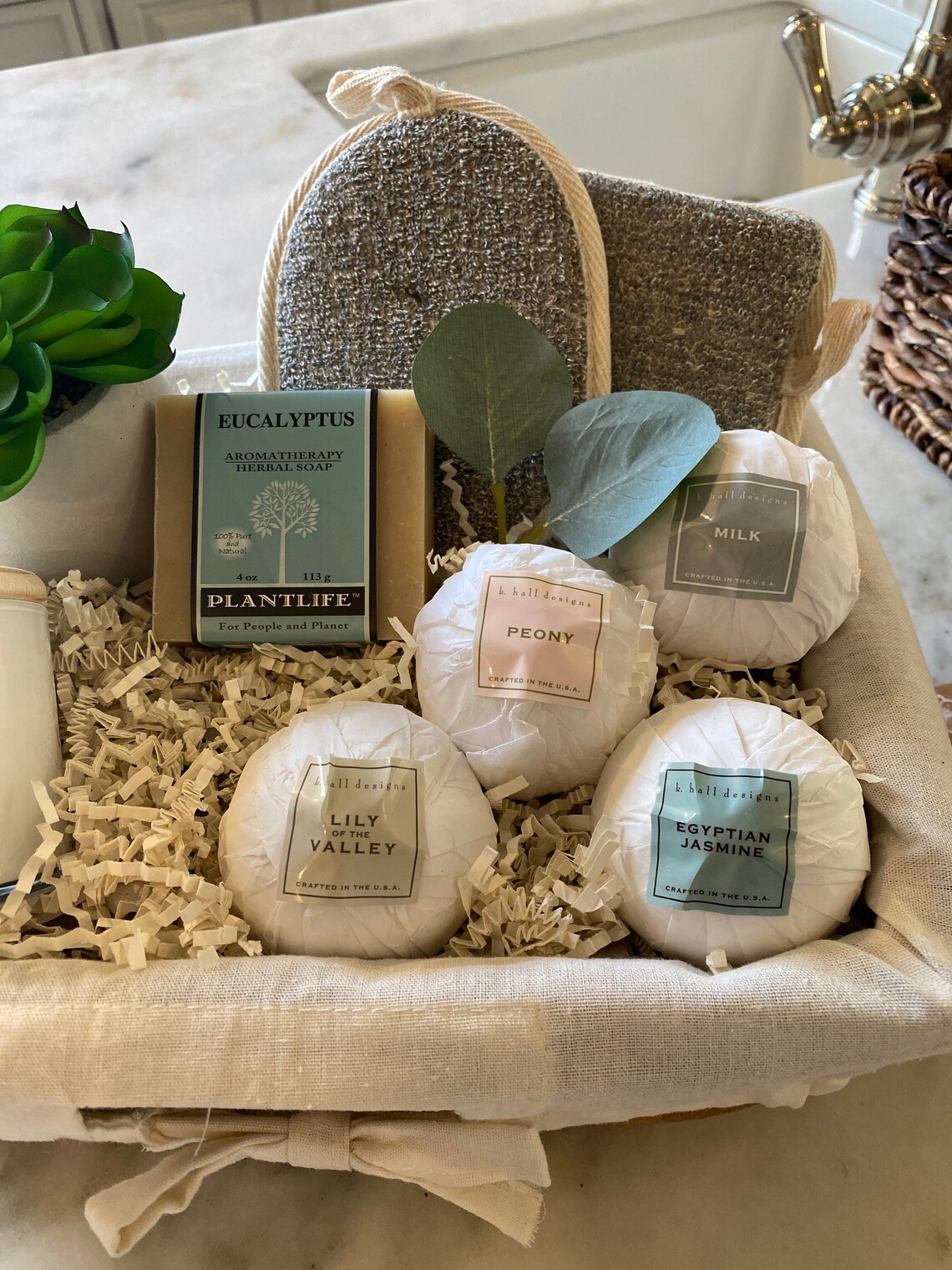 Spa gift baskets/ Bath bombs gift basket/Get Well gift basket Etsy