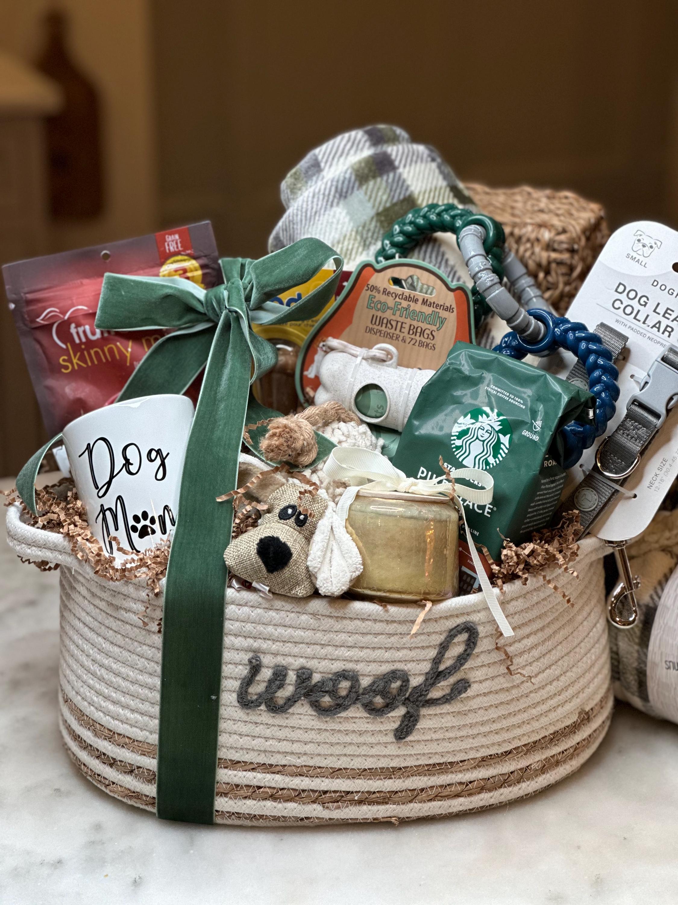 Dogs puppies dog Toys dog Gifts treats new Puppy rescue Dog dog Mom dog Dad dog Gift Basket gift Basket dog Themed Gift Basket gifts dog Etsy UK