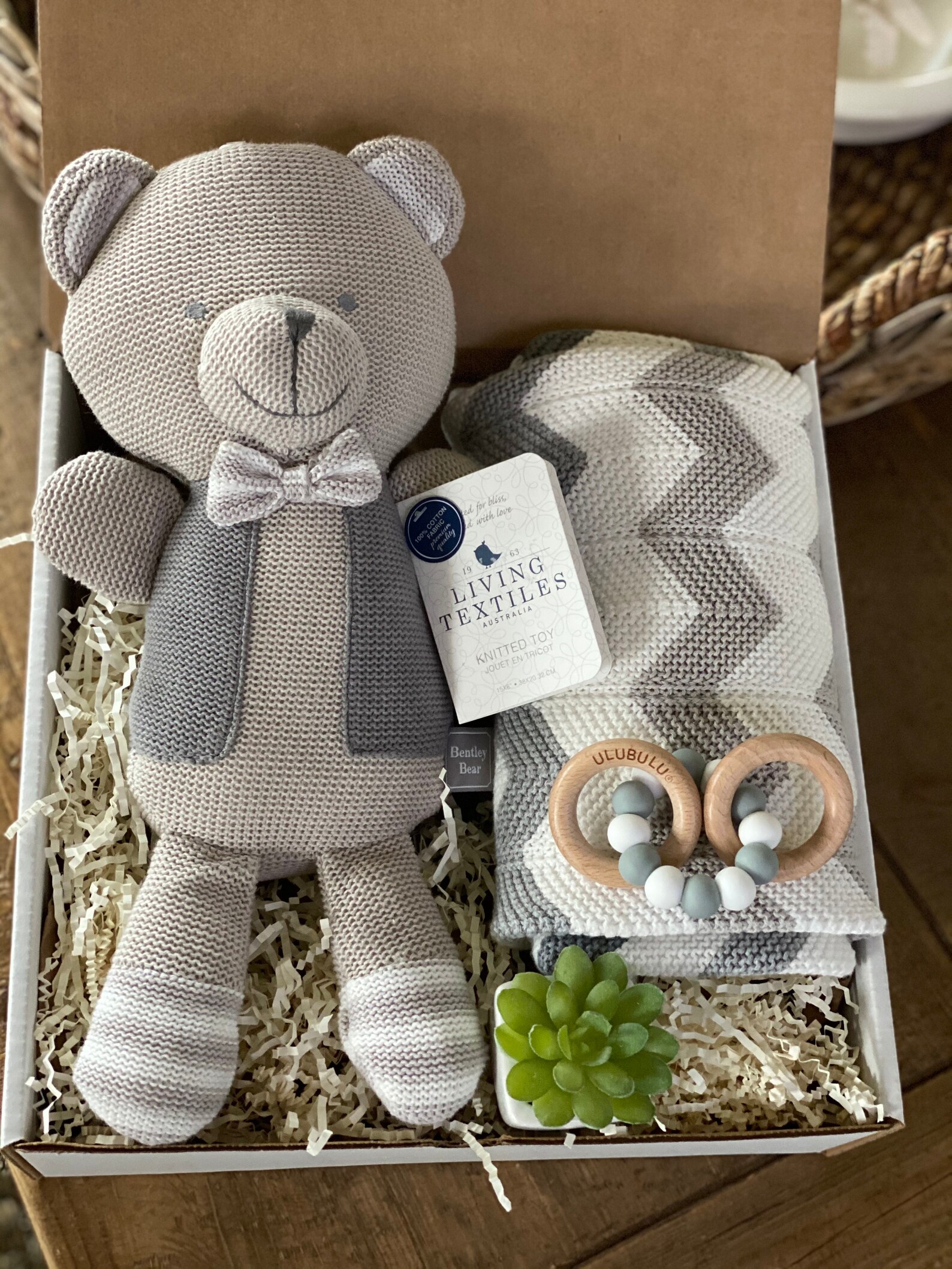 Baby boy gift box/Its a boy gift set/New baby boy gift/New Etsy
