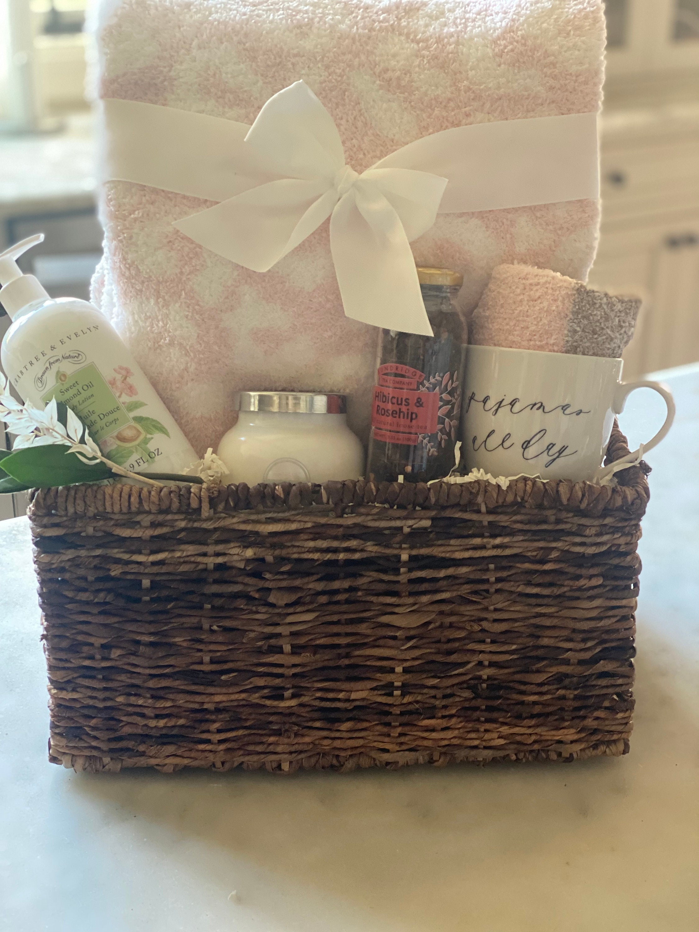 Cozy Blanket Gift Basket/pajamas All Day Gift Basket/get Well Etsy UK