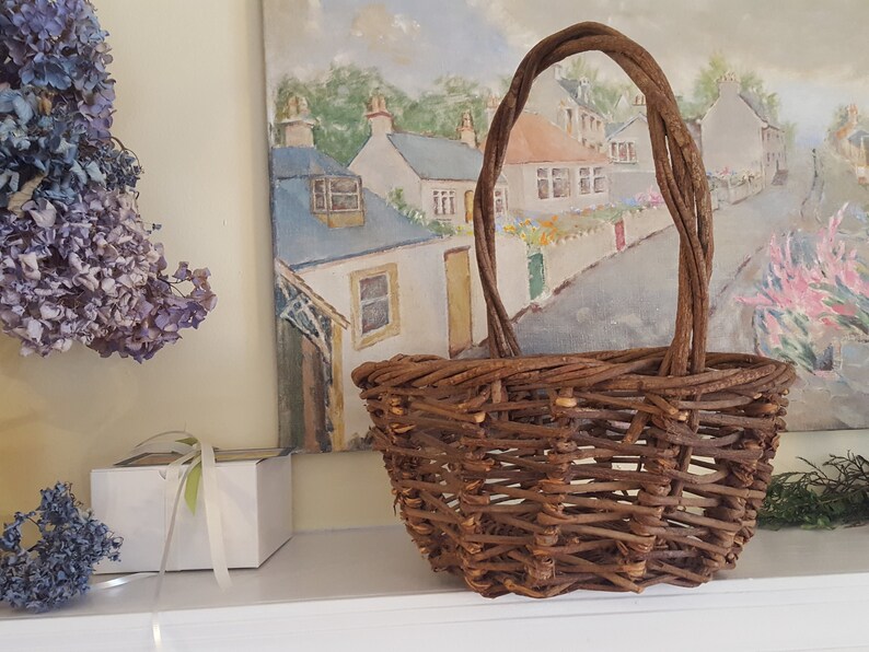 Handwoven Open Weave Grapevine Basket Mediumlarge Size Etsy