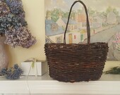 Handwoven Grapevine Basket, Medium-Large Size