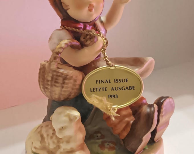Hummel "Auf Wiedersehen  Farewell" #65, TML-7 Final Issue 1993 on Base, Artisan date 1987, Sculptor Arthur Möller 1937