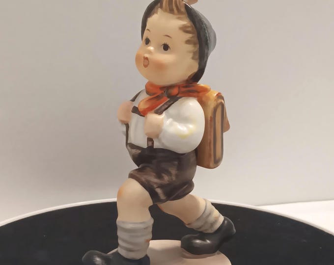 Hummel "School Boy" #82/0 TMK-3, 5 inches Tall, Like-condition, artesian year 1950, created by Master Sculptor Arthur Möller 1938