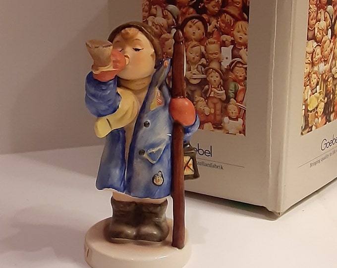 Hummel "Hear Ye, Hear Ye" #15/2/0, 4 inches Tall, TMK-6, mint year 1984, in original box Collection and the Love Lives On