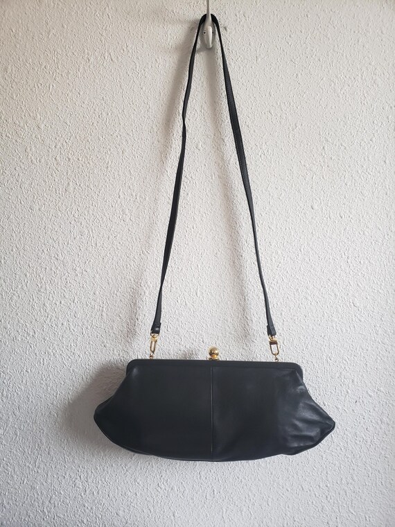 Stone Mountain Black Leather Women\'s Bag Stone Mountain LEATHER Handbag - Black Shoulder Bag  main image 3