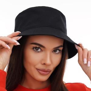 Black Cotton Bucket Hat: Women&#39;s Summer Travel Sun Hat