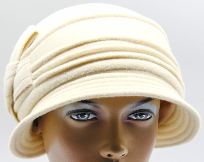 Cloche winter hats women's style ladies lapper vintage Victoria beige