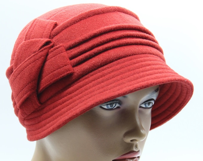 Cloche winter hats women's style ladies lapper vintage Victoria red