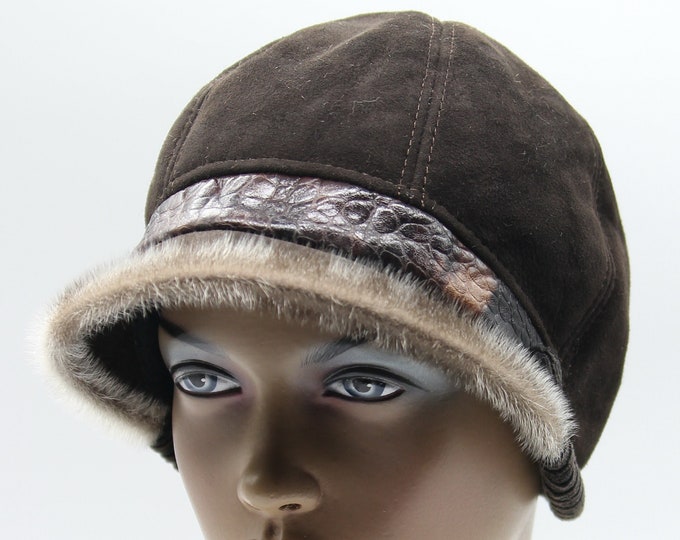 Сloche hat "Jockey",  sheepskin hat, leather hat chocolate color.