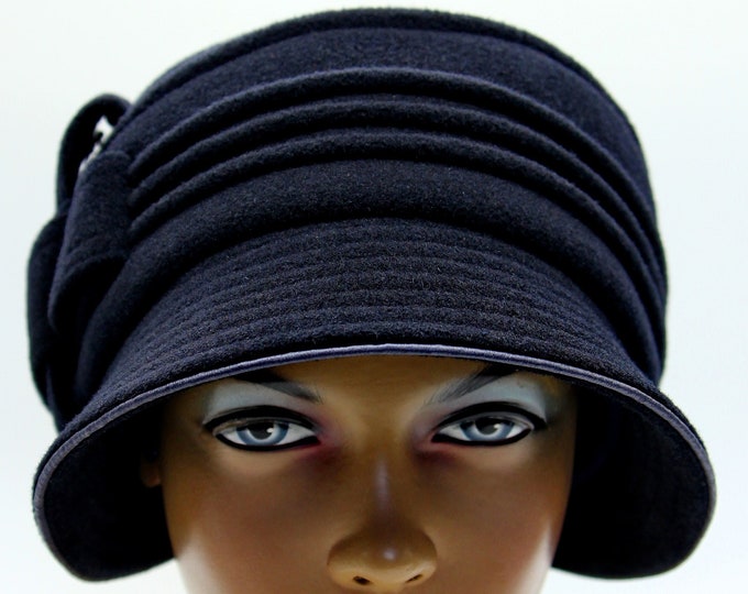 Cloche winter hats women's style ladies lapper vintage Victoria dark blue