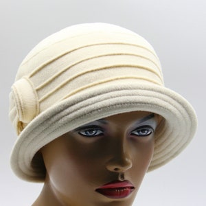 Beige Wool Cloche Hat Women - Handmade 1920s Style Winter Hat - Vintage Ladies Cloche with Decorative Band