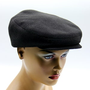 Black Slouchy Newsboy Cap Women Baker Boy Hat Paperboy Cap Relaxed Fit Wool Handmade Ukrainian Casual Style