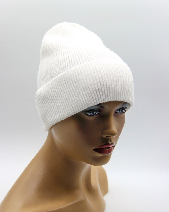 gorro blanco tejido a crochet