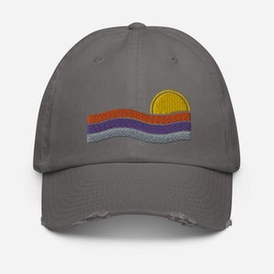 Vintage Retro Embroidered Distressed Sun Sunrise Sunset Baseball Cap - Baseball Cap