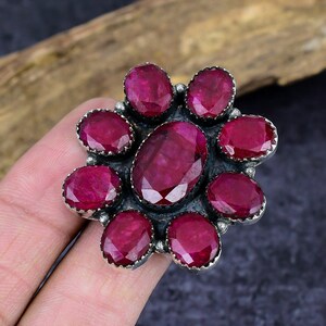 Ruby Statement Ring, Handmade Silver Cluster Ring, Vintage Style Gemstone Jewelry bild 3