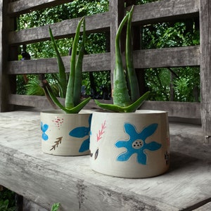 Painted plantpot, Planter, Ceramic pot, modern flowerpot, painted pottery, original pot, garden flowerpot, Boho design, modern decoration image 1