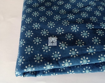 Indigo Blue Hand Block Print Fabric Indian 100% Cotton Light Fabric Womens Clothing Summer Dressmaking Home Decor Fabric By The Yard CFC136