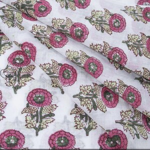 Indian Hand Block Pink Floral Fabric Indian 100% Cotton Voile Fabric Women&#39;s Dress Running Fabric Sewing Fabric By The Yard