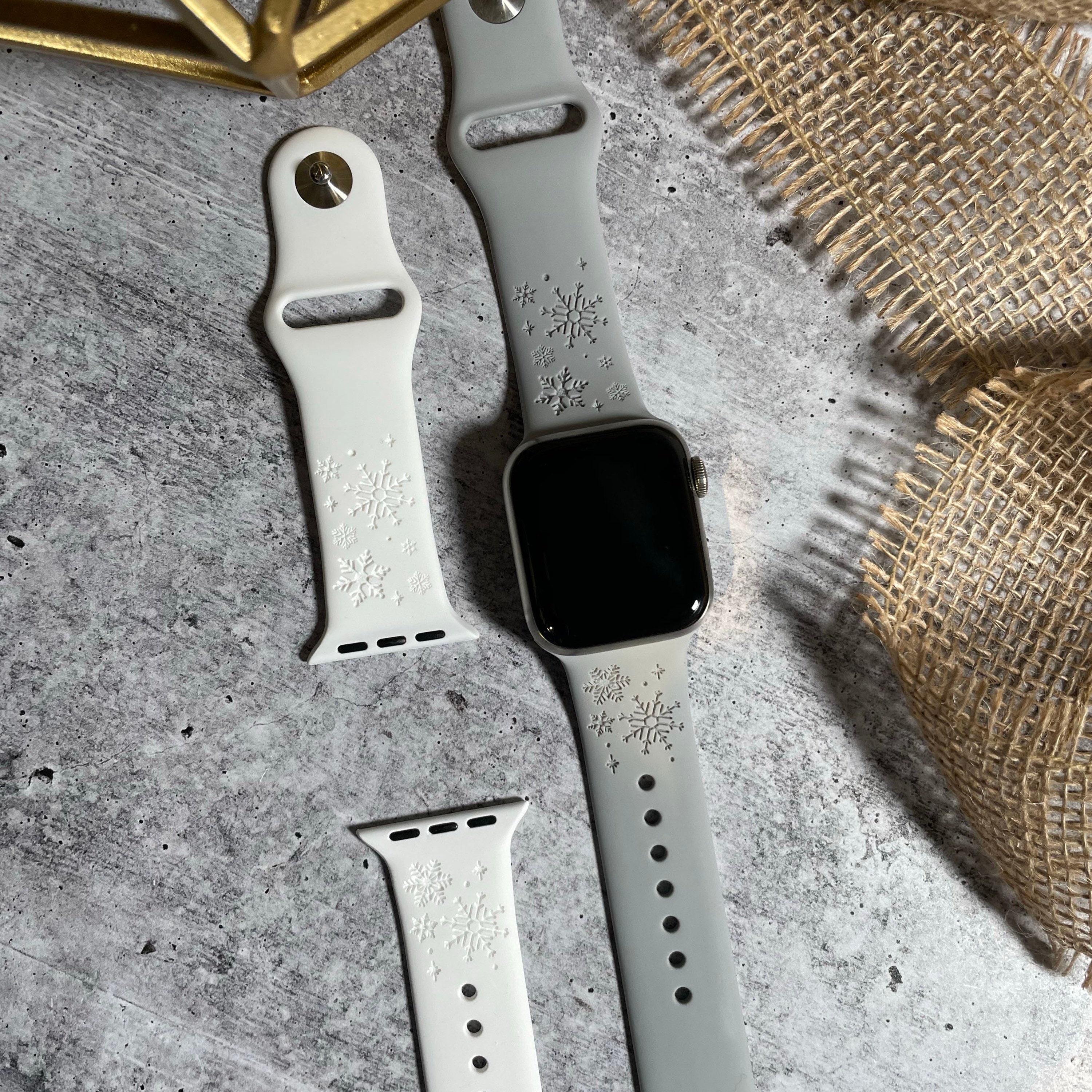 can you wear apple watch series 3 in pool