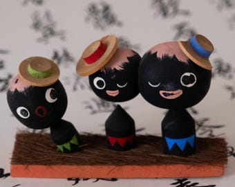 Vintage Japanese MCM Wooden Dakko Chan Style Trio Figures Folk Art Omiyage Decor Mid Century Modern Kitsch Display Piece Japan