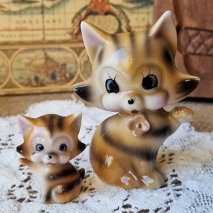 Vintage Rare Glazed Ceramic Mini Japanese Striped Cat Family | Retro |Anthropomorphic Kitsch Kitschy Japan Kawaii | Mom and Kitten Tabby