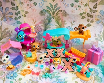 Y2K Littlest Pet Shop Large Animal & Accessories Set Hasbro 2000s LPS Toy Lot Collectible Figures Furniture