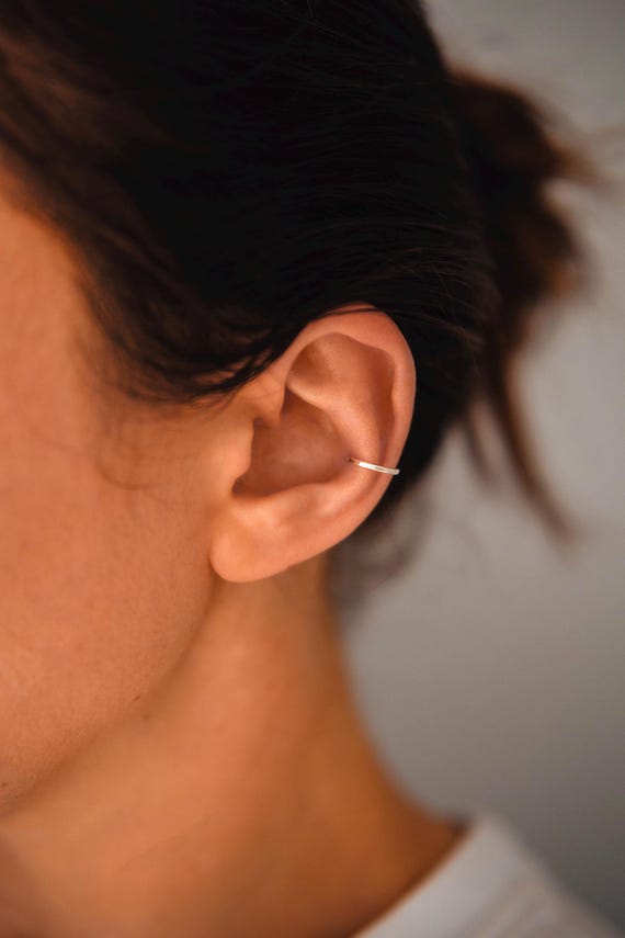 Silver ear cuff, Hammered ear cuff, No piercing cuff, Ear wrap, Sterling silver cuff earring, Conch cuff, Silver cuff earring