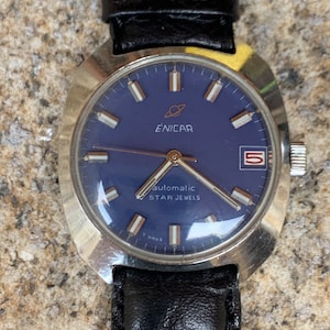 Enicar Automatic Star Jewels Red Date – Vintage Watch