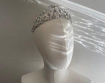 Wedding Tiara Earring Set, Crystal Celestial Star Burst Wedding Crown Set, Star bridal Headband in Silver CONTINUUM