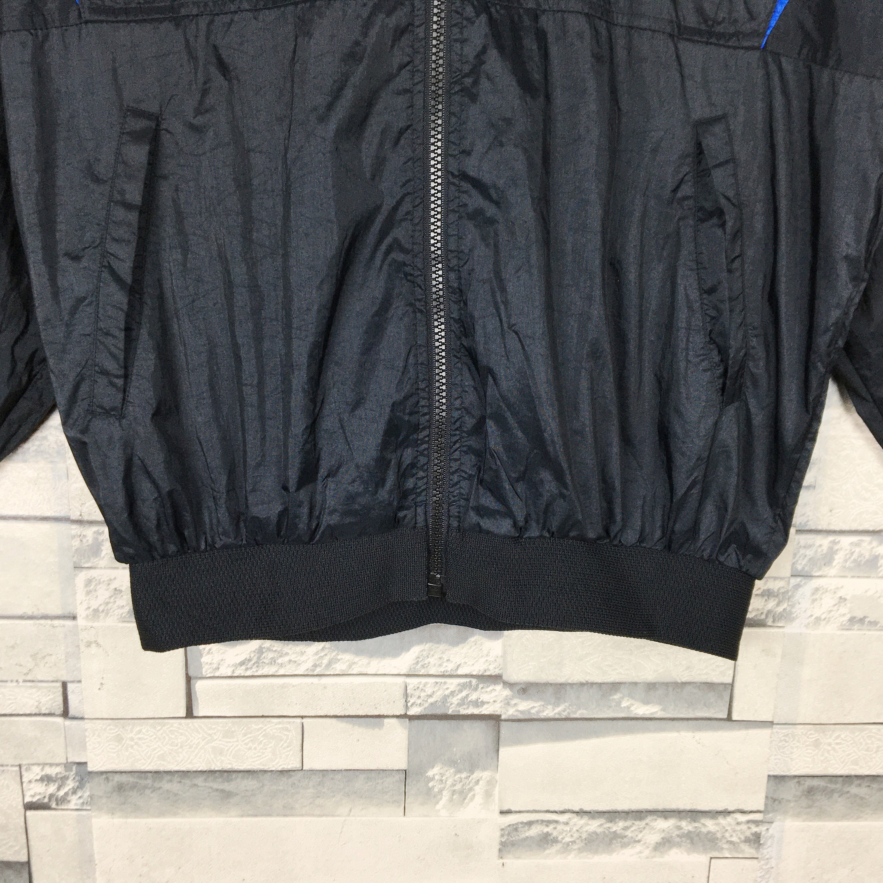 puma retro hz windbreaker
