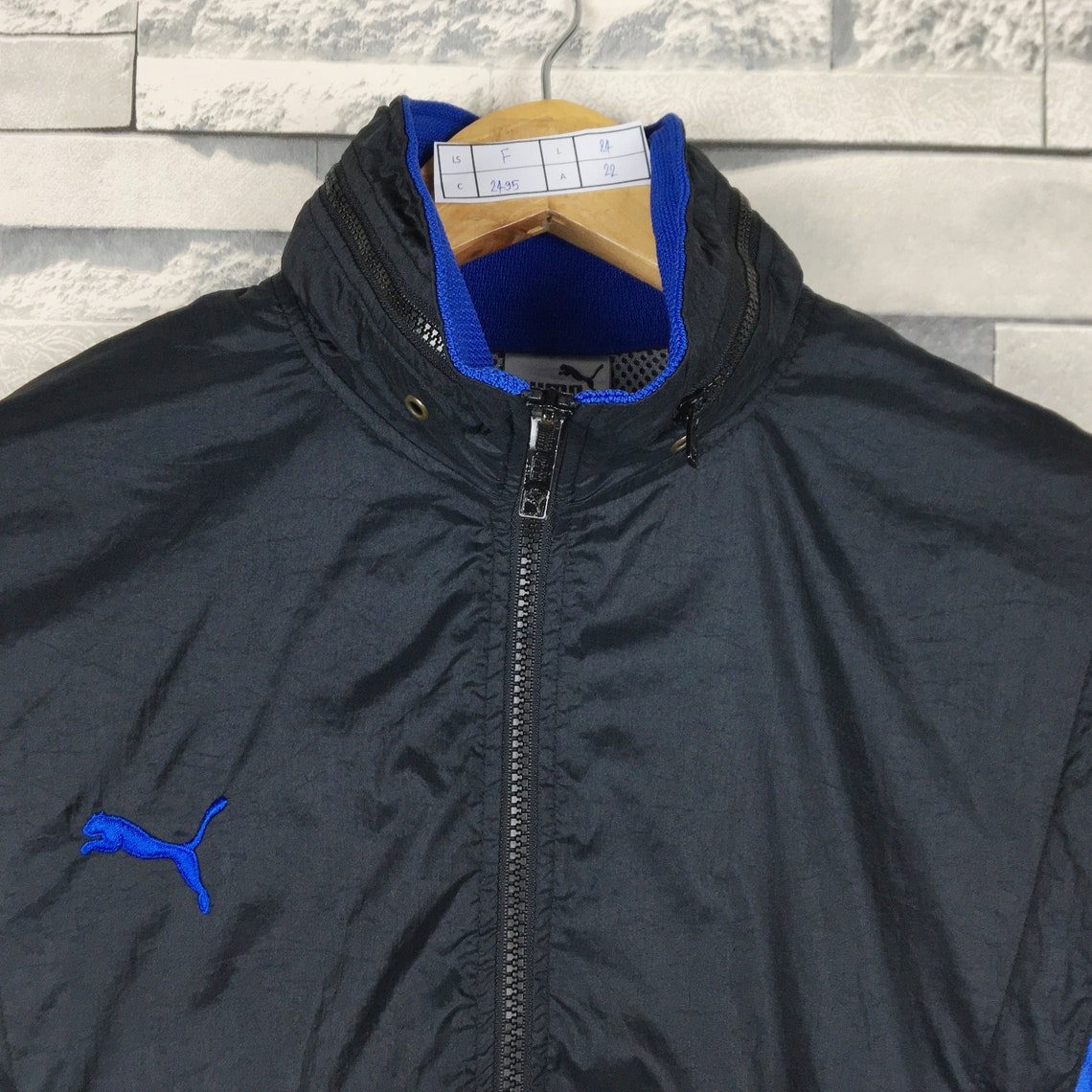 puma retro hz windbreaker