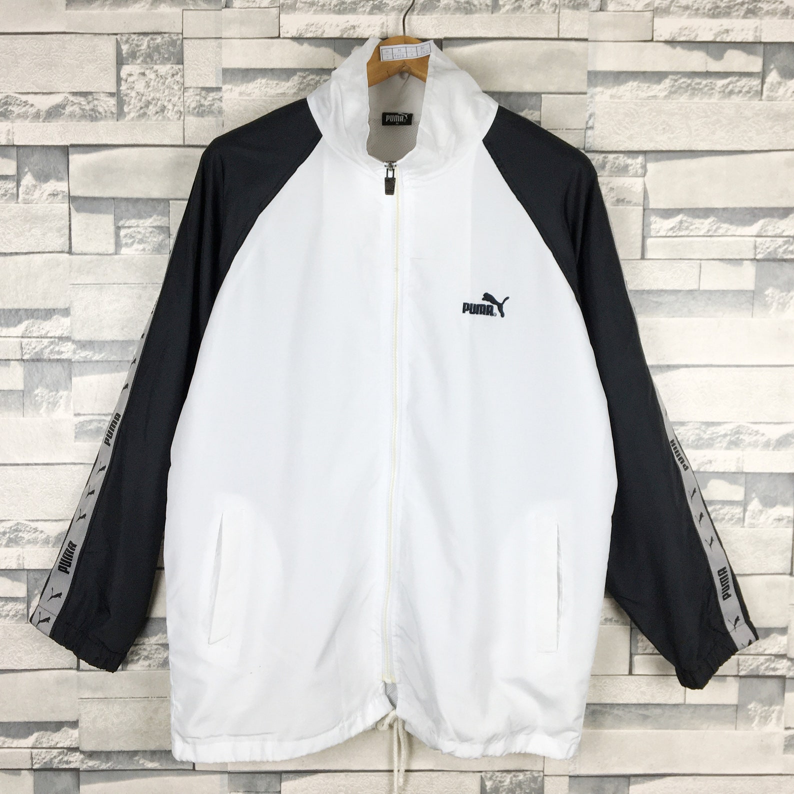 puma retro hz windbreaker