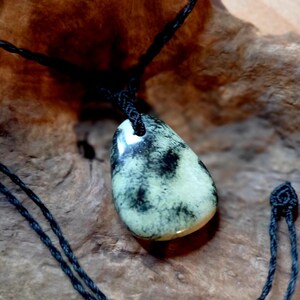 CHYTA SERPENTINE pendant