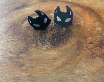 Studs de chat noir