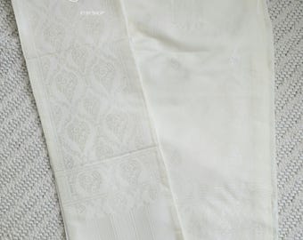 Cream Lao Sinh & Pha Biang | Lao Sinh | Pah Bieng | Pha Biang | Lao Skirt and Shawl | Lao Skirt | Free Size Wrap Skirt | Wrap Skirt