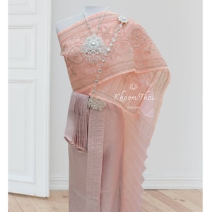 Pink Chut Thai/ Thai dress/ Thai wedding dress/Thai clothes/ Khmer wedding clothes